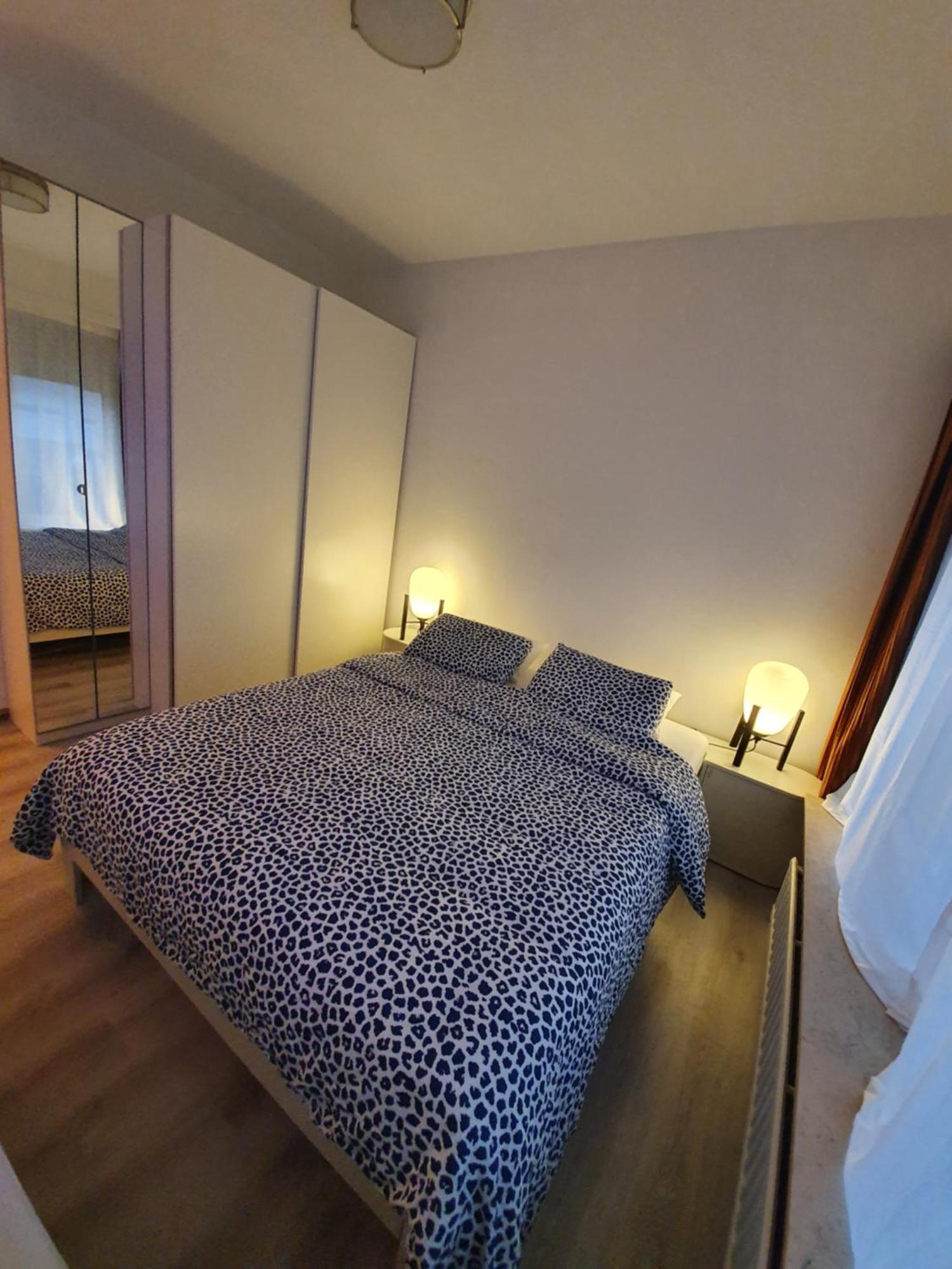 Antwerp Hideaway, Outside Of Low Emission Zone Anvers Extérieur photo
