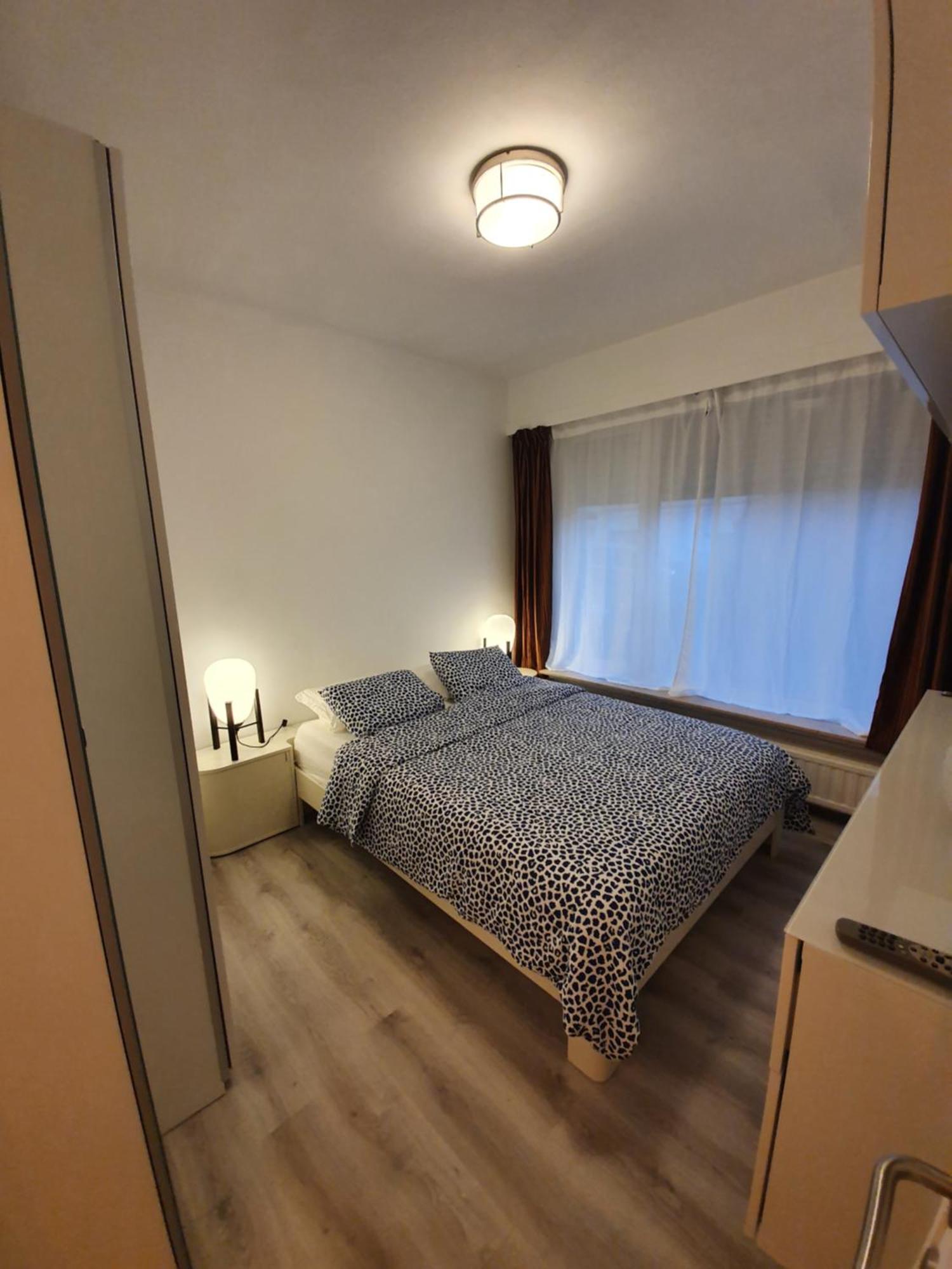 Antwerp Hideaway, Outside Of Low Emission Zone Anvers Extérieur photo